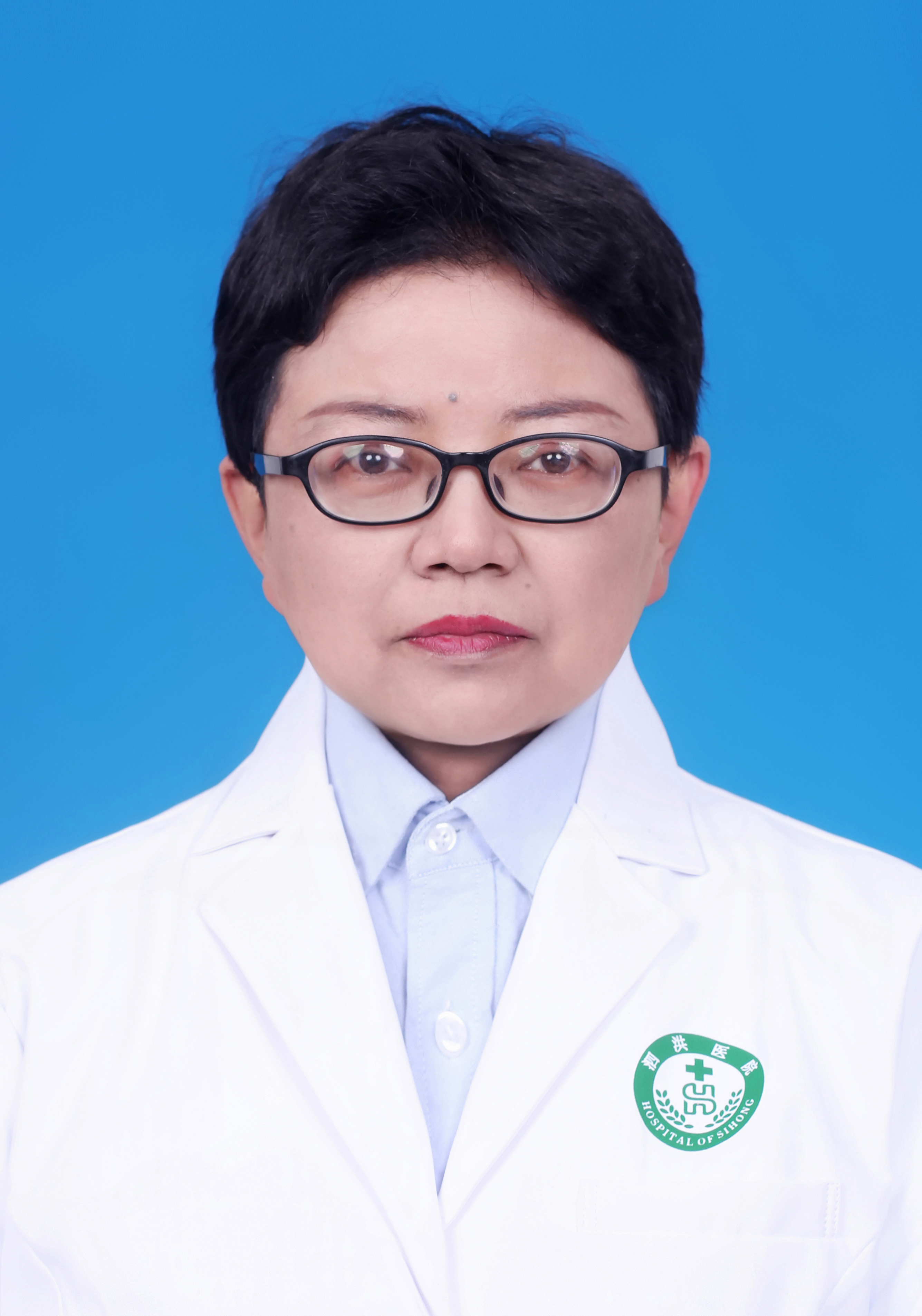 张靖